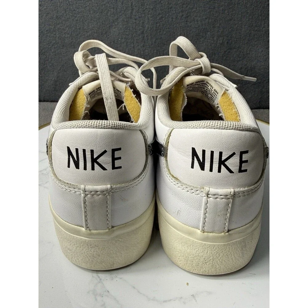 Nike please see